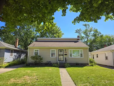 18539 Burnham Ave, Lansing, IL 60438