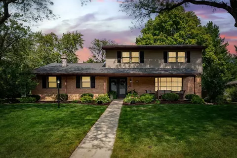 1018 Porter Ln, Normal, IL 61761 photo 3