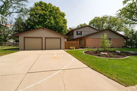 1018 Porter Ln, Normal, IL 61761 photo 5