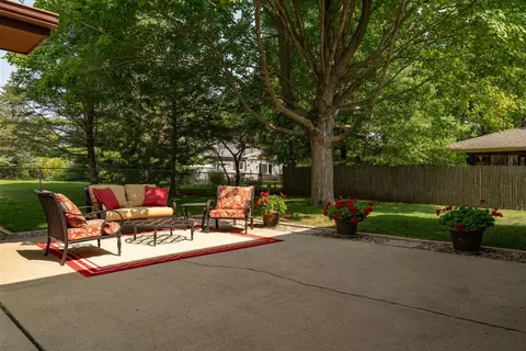1018 Porter Ln, Normal, IL 61761 photo 6