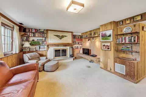 111 N Western Ave, Bartlett, IL 60103 photo 26