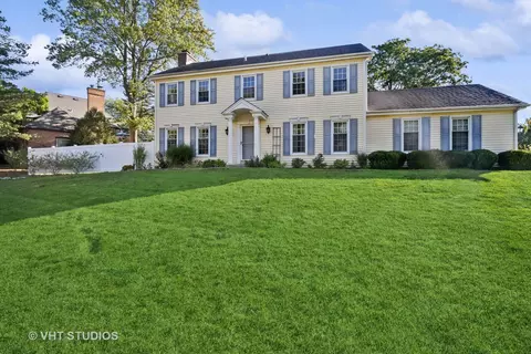 3850 Normandy Ln, Northbrook, IL 60062