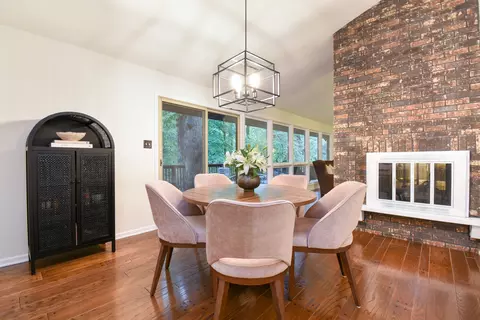 39 W Eureka Dr, Lemont, IL 60439 photo 4