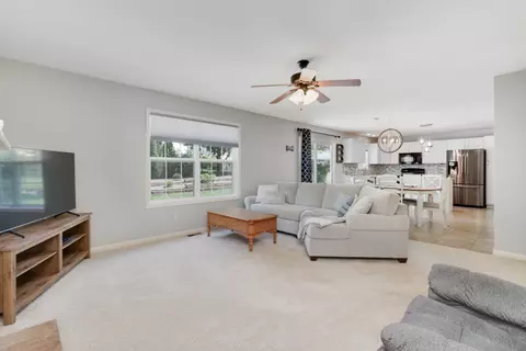 Living - 2613 Grey Fox Trl, Bloomington, IL 61705 photo 3 of 4