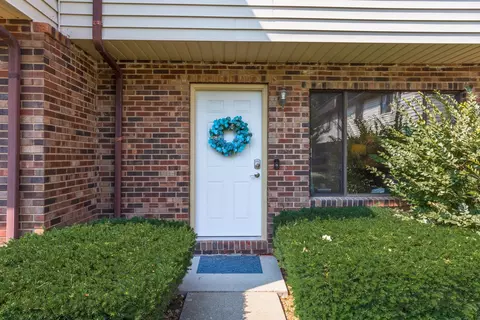 1405 E Vernon Ave #2, Normal, IL 61761