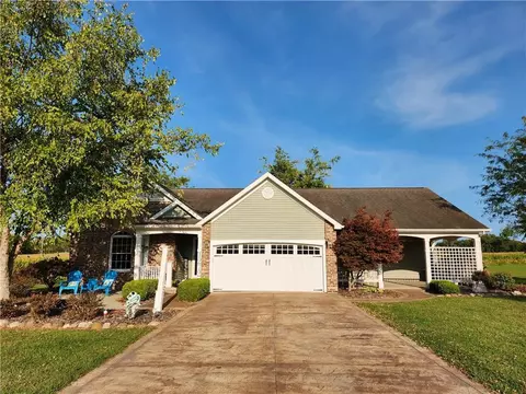 1272 County Highway 6, Shelbyville, IL 62565