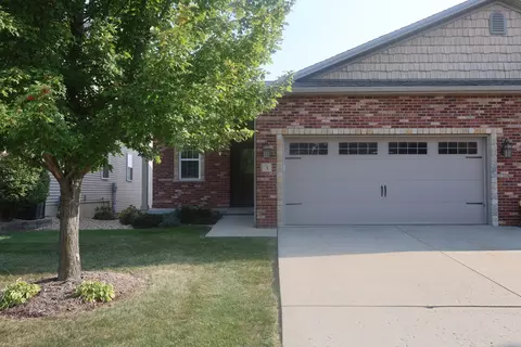 3 Yukon Cir, Bloomington, IL 61705