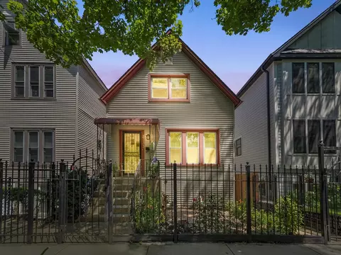 2733 N Artesian Ave, Chicago, IL 60647 photo 2