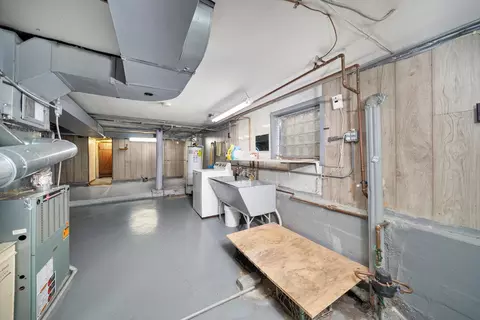 2733 N Artesian Ave, Chicago, IL 60647 photo 36