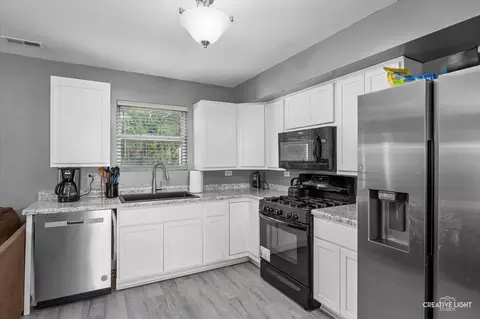 Kitchen - 25209 Faraday Rd, Manhattan, IL 60442 photo 1 of 1