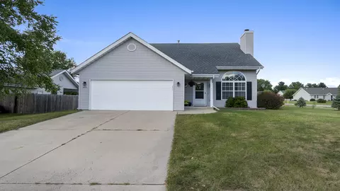 274 Teakwood Dr, Machesney Park, IL 61115