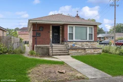 10404 S Corliss Ave, Chicago, IL 60628