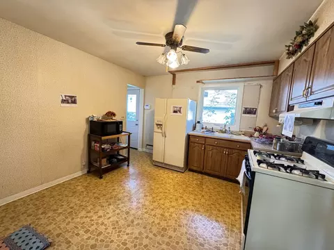 3314 Washington St, Mchenry, IL 60050 photo 4