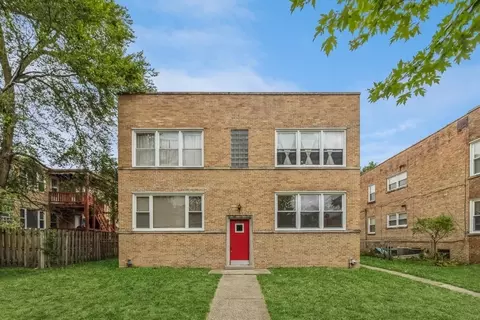8951 La Crosse St #1S, Skokie, IL 60077