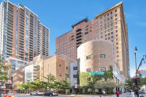 40 E 9th St #311, Chicago, IL 60605