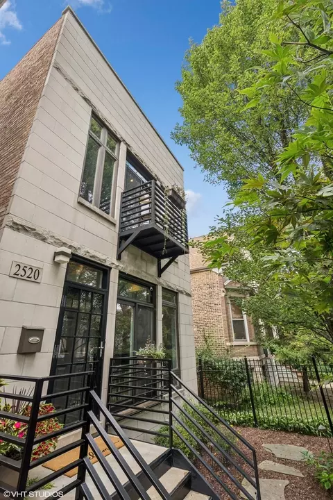 2520 N Spaulding Ave, Chicago, IL 60647