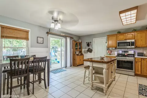 1036 W Eureka St, Braidwood, IL 60408 photo 7