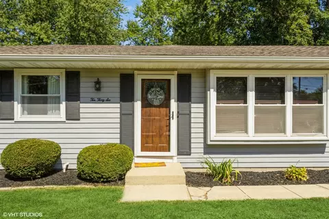 1036 W Eureka St, Braidwood, IL 60408 photo 2