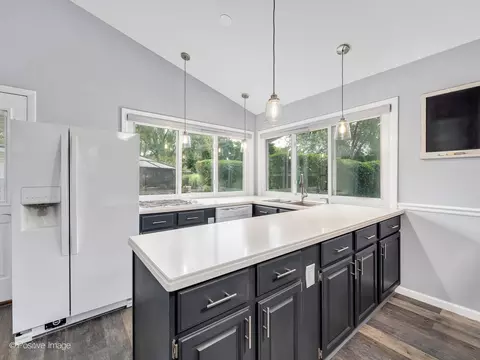 445 S Princeton Ave, Itasca, IL 60143 photo 7