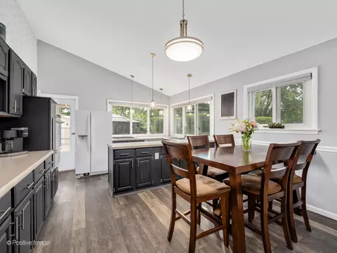 445 S Princeton Ave, Itasca, IL 60143 photo 6