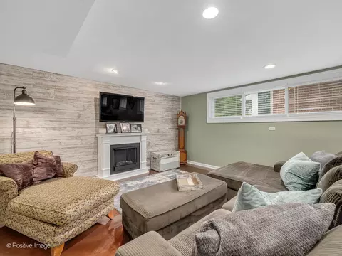 445 S Princeton Ave, Itasca, IL 60143 photo 17