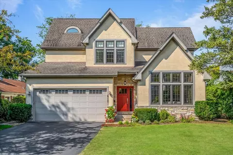 617 Ouilmette Ln, Wilmette, IL 60091