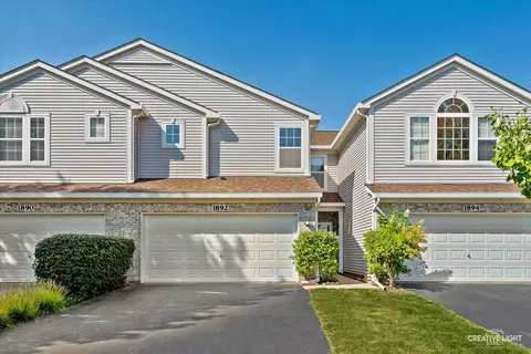 1892 Candlelight Cir, Montgomery, IL 60538