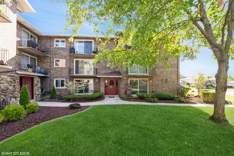 9024 W 140th St #3C, Orland Park, IL 60462