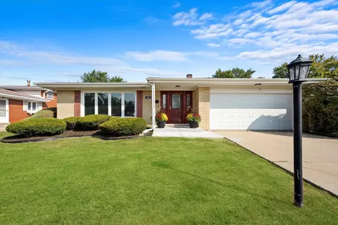 454 E 166th Pl, South Holland, IL 60473
