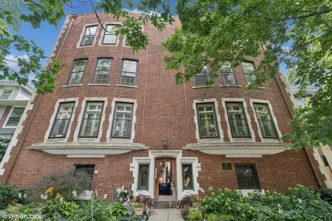 6609 N Newgard Ave #1, Chicago, IL 60626