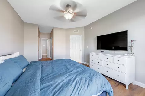 Bedroom - 10200 Mulberry Ln #E, Bridgeview, IL 60455 photo 2 of 3