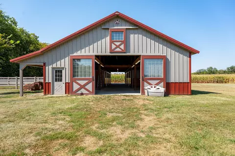 Exterior - 2915 S Gorman Rd, Mazon, IL 60444 photo 2 of 9