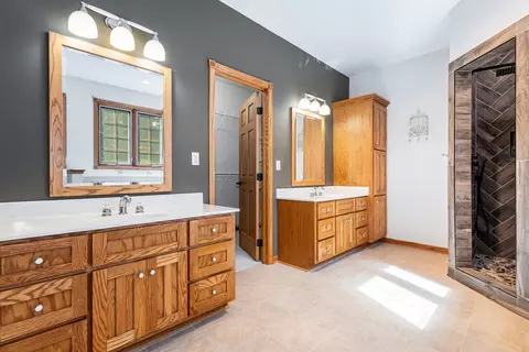Bath - 2915 S Gorman Rd, Mazon, IL 60444 photo 1 of 7