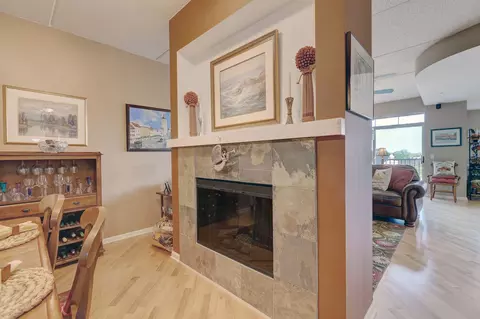 656 Pearson St #702C, Des Plaines, IL 60016 photo 7