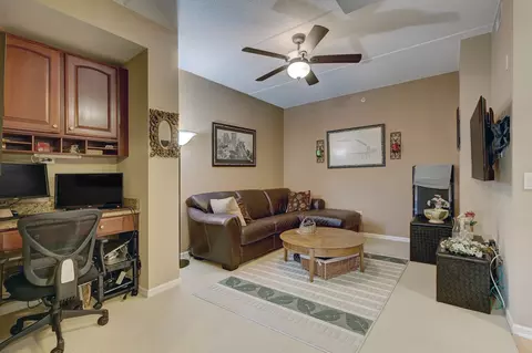 656 Pearson St #702C, Des Plaines, IL 60016 photo 12