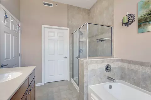 656 Pearson St #702C, Des Plaines, IL 60016 photo 22