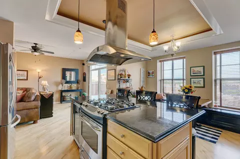 656 Pearson St #702C, Des Plaines, IL 60016 photo 9