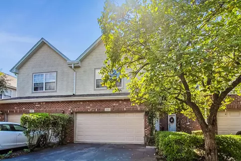 565 Goodwin Dr, Bolingbrook, IL 60440 photo 2