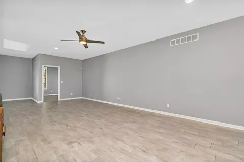 1801 Red Willow Rd, Morris, IL 60450 photo 3