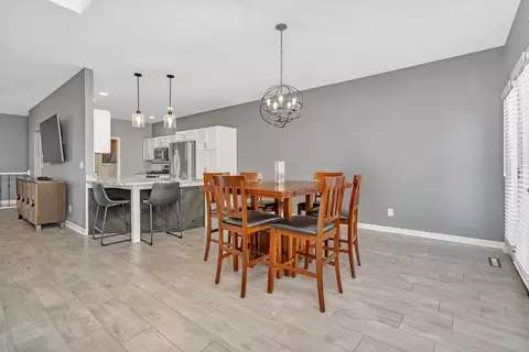 1801 Red Willow Rd, Morris, IL 60450 photo 4