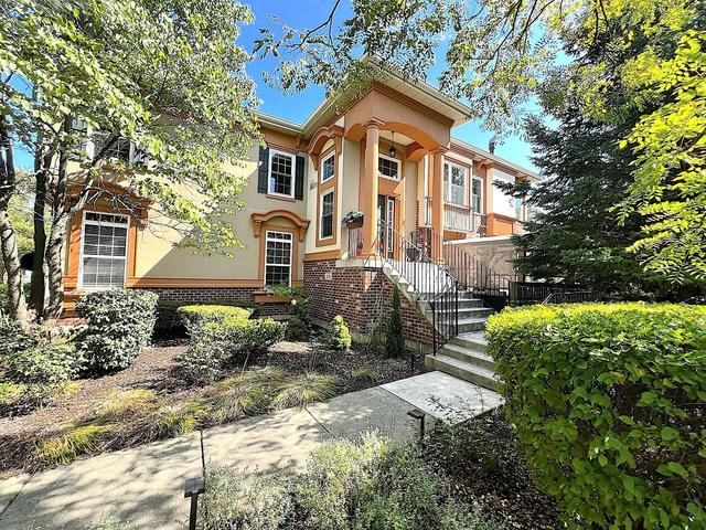 330 Veneto, Bloomingdale, IL 60108