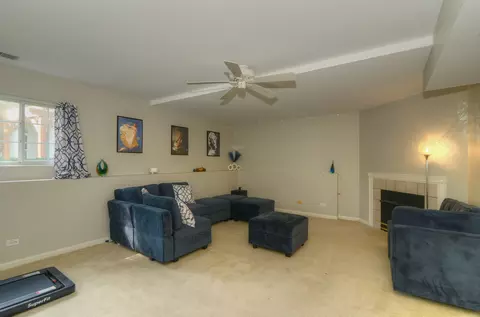 Living - 2246 Dawson Ln, Algonquin, IL 60102 photo 3 of 3