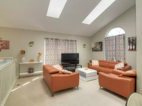 Living - 2246 Dawson Ln, Algonquin, IL 60102 photo 1 of 3