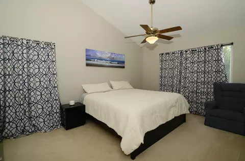 Bedroom - 2246 Dawson Ln, Algonquin, IL 60102 photo 1 of 2