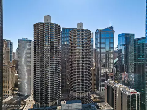 300 N State St #5801, Chicago, IL 60654