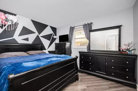 Bedroom - 832 Gates St, Aurora, IL 60505 photo 2 of 4