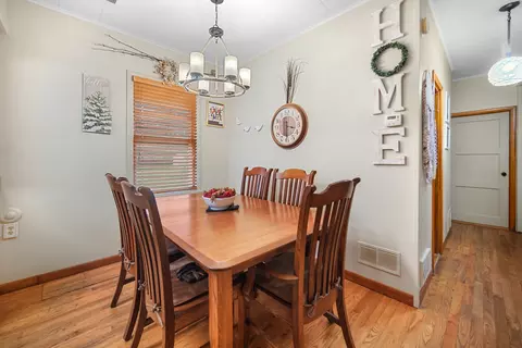 Dining - 2006 Richton Rd, Steger, IL 60475 photo 1 of 2