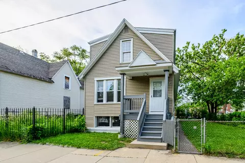 4916 W Kinzie St, Chicago, IL 60644