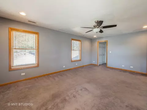 Living - 108 N Marion Ave, Bartlett, IL 60103 photo 1 of 5