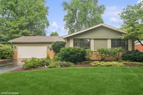 559 S Burno Dr, Palatine, IL 60067